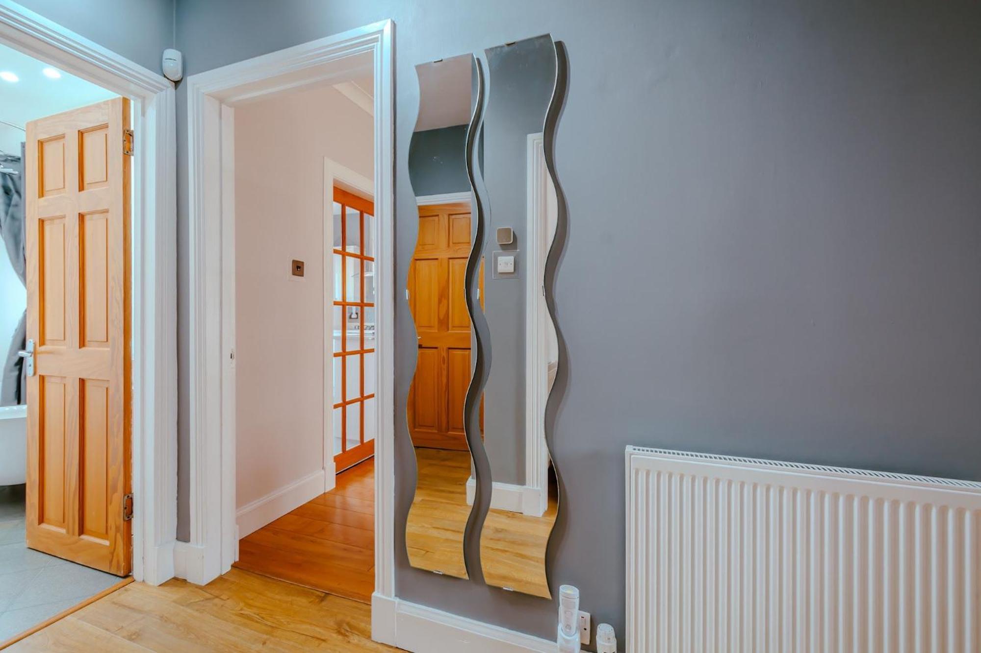 Crewe Apartment - 2 Bed, Free Off Street Parking And Private Garden เอดินบะระ ภายนอก รูปภาพ