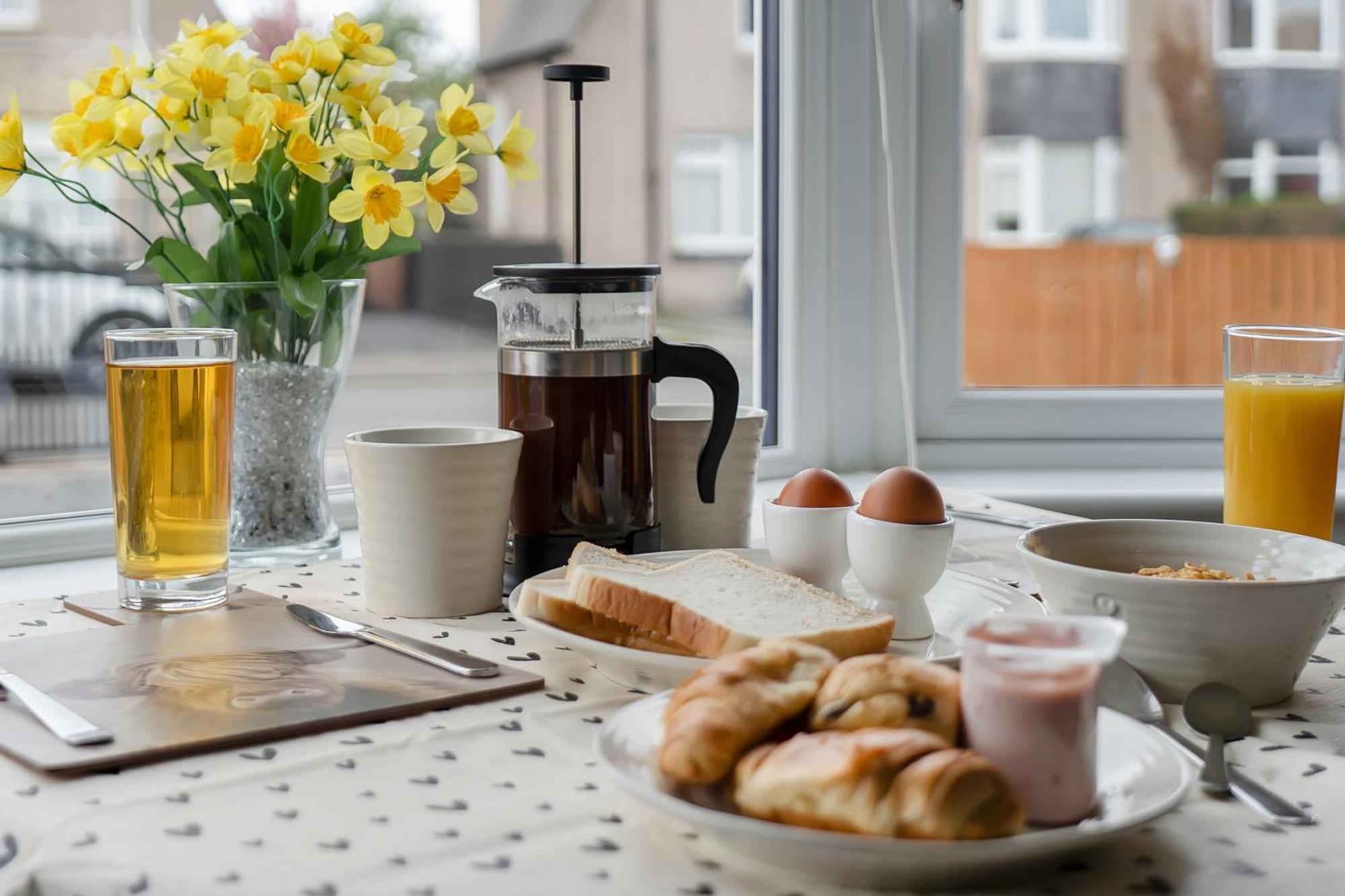 Crewe Apartment - 2 Bed, Free Off Street Parking And Private Garden เอดินบะระ ภายนอก รูปภาพ